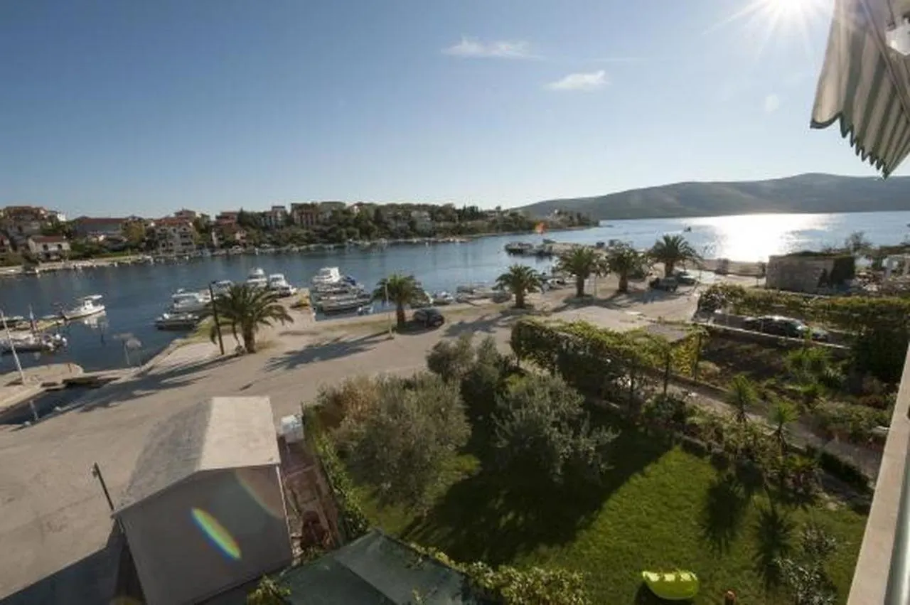 Apartment In Seget Vranjica With Sea View, Balcony, Air Conditioning, W-Lan 5052-4